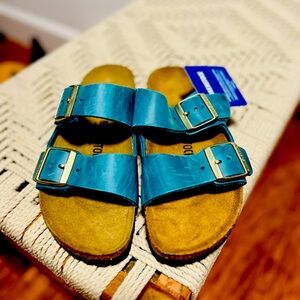 NWT Birkenstock Sandals in Biscay Bay, Oiled leather 37